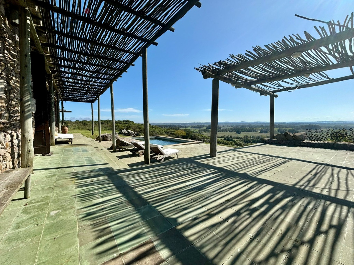 Casa ID.3571 - Chacra en alquiler temporal de 4 dormitorios, en La Barra