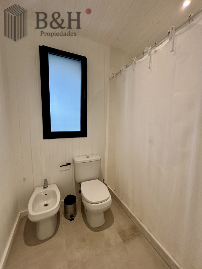 Casa ID.5068 - Casa en venta de 4 dormitorios en la Barra, Barrio Don Miguel 