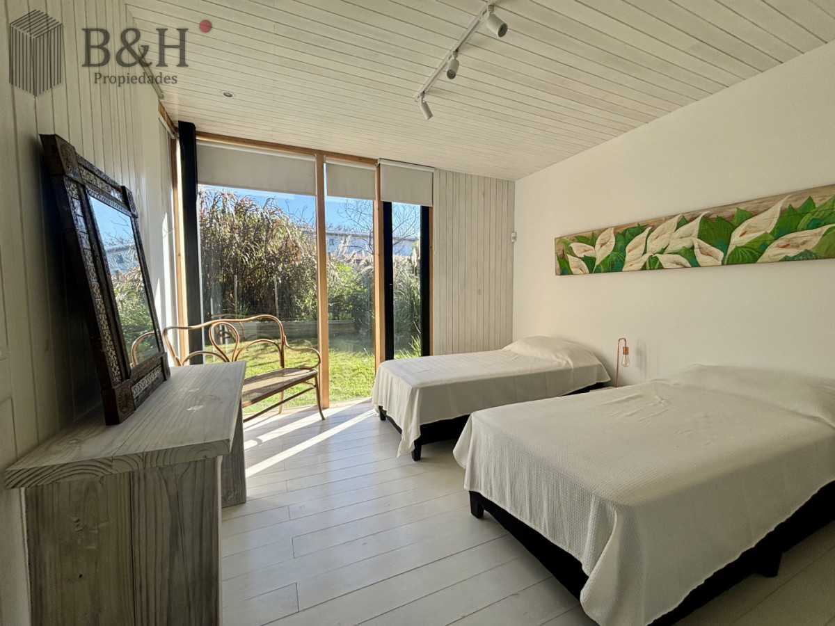 Casa ID.7600 - Venta Casa de 3 dormitorios en Manantiales