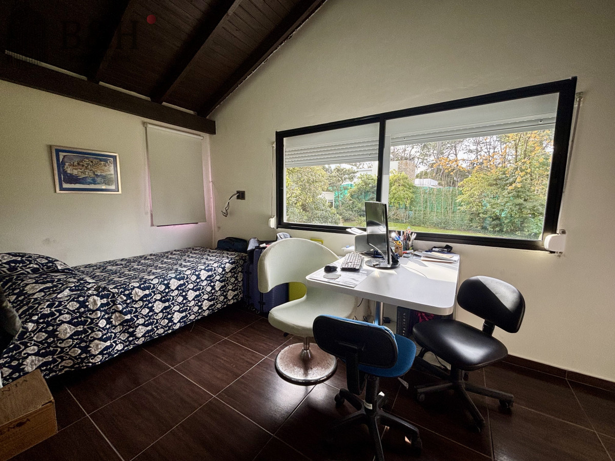 Casa ID.6423 - Casa en venta de 3 dormitorios en Golf, Punta del Este