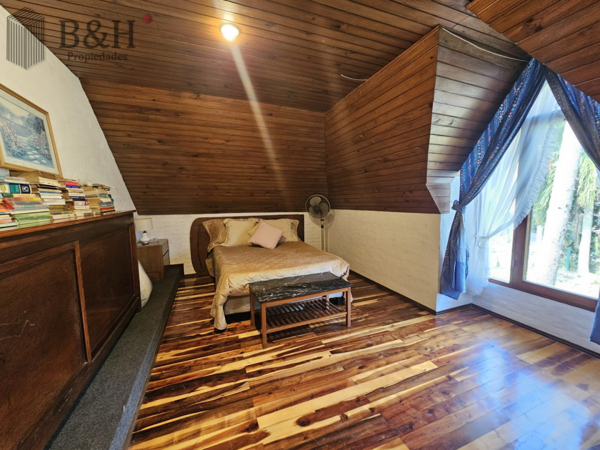 Casa ID.6424 - Gran casa en venta en zona comercial de Lugano San Rafael