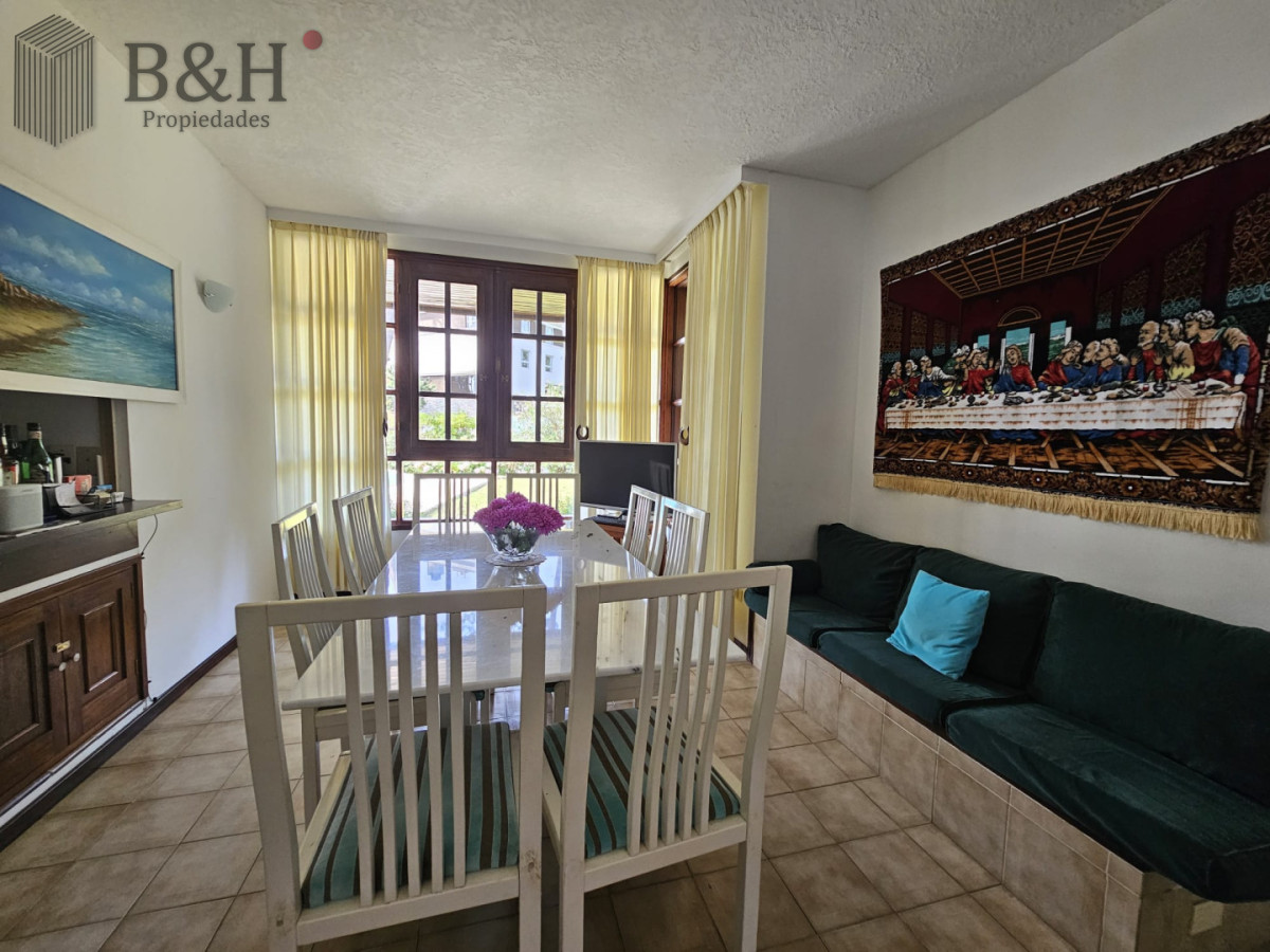 Casa ID.6424 - Gran casa en venta en zona comercial de Lugano San Rafael