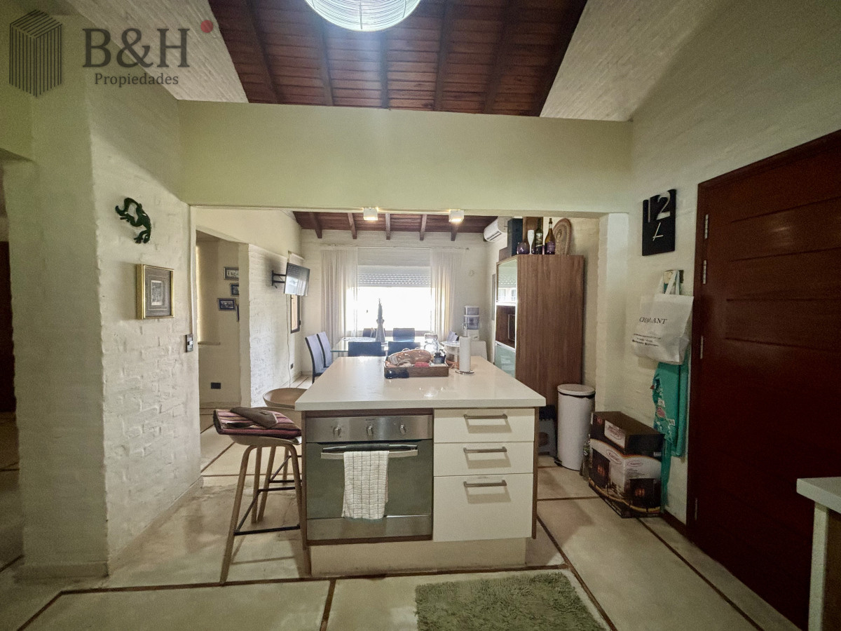 Casa ID.6423 - Casa en venta de 3 dormitorios en Golf, Punta del Este
