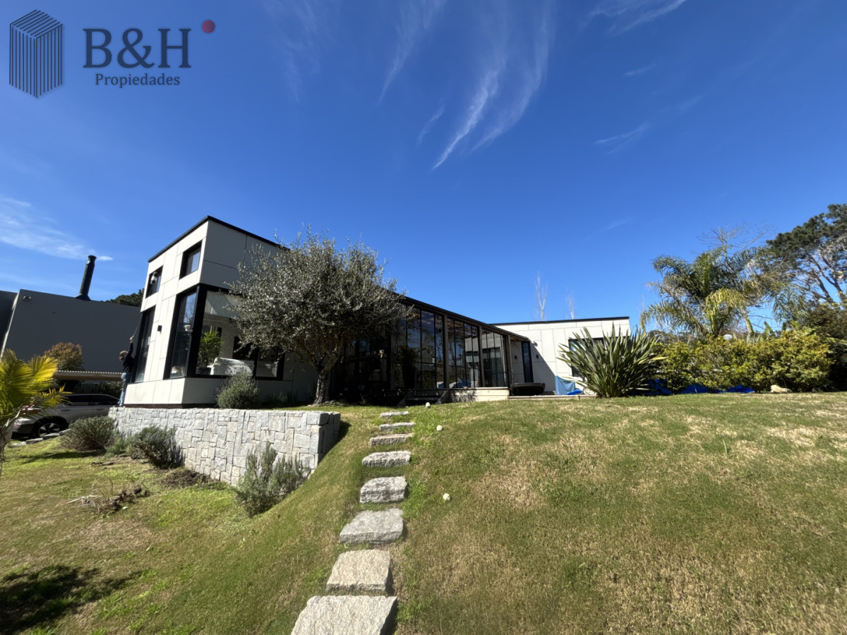 Casa ID.8048 - Casa en alquiler temporal de 3 dormitorios en Beverly Hills