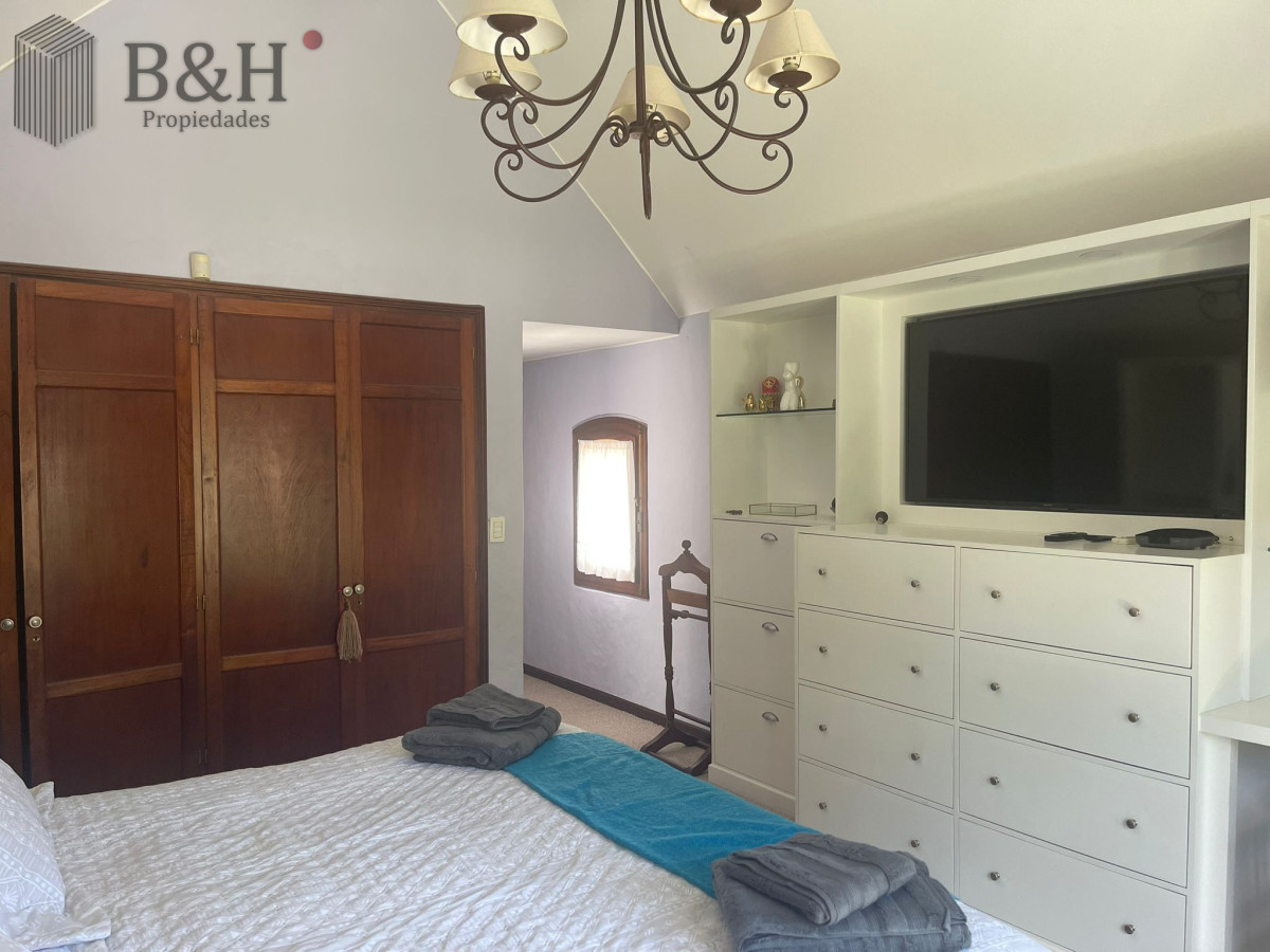 Casa ID.4181 - Hermosa casa ubicada en Playa Mansa Punta Del Este