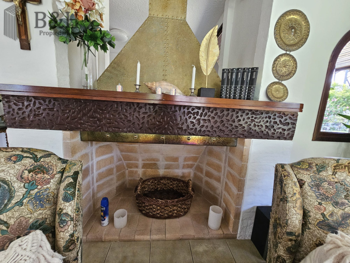 Casa ID.6424 - Gran casa en venta en zona comercial de Lugano San Rafael