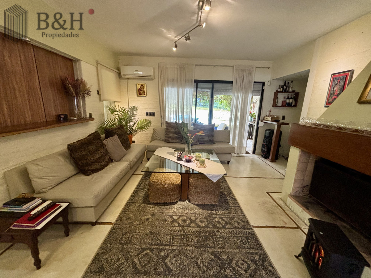 Casa ID.6423 - Casa en venta de 3 dormitorios en Golf, Punta del Este