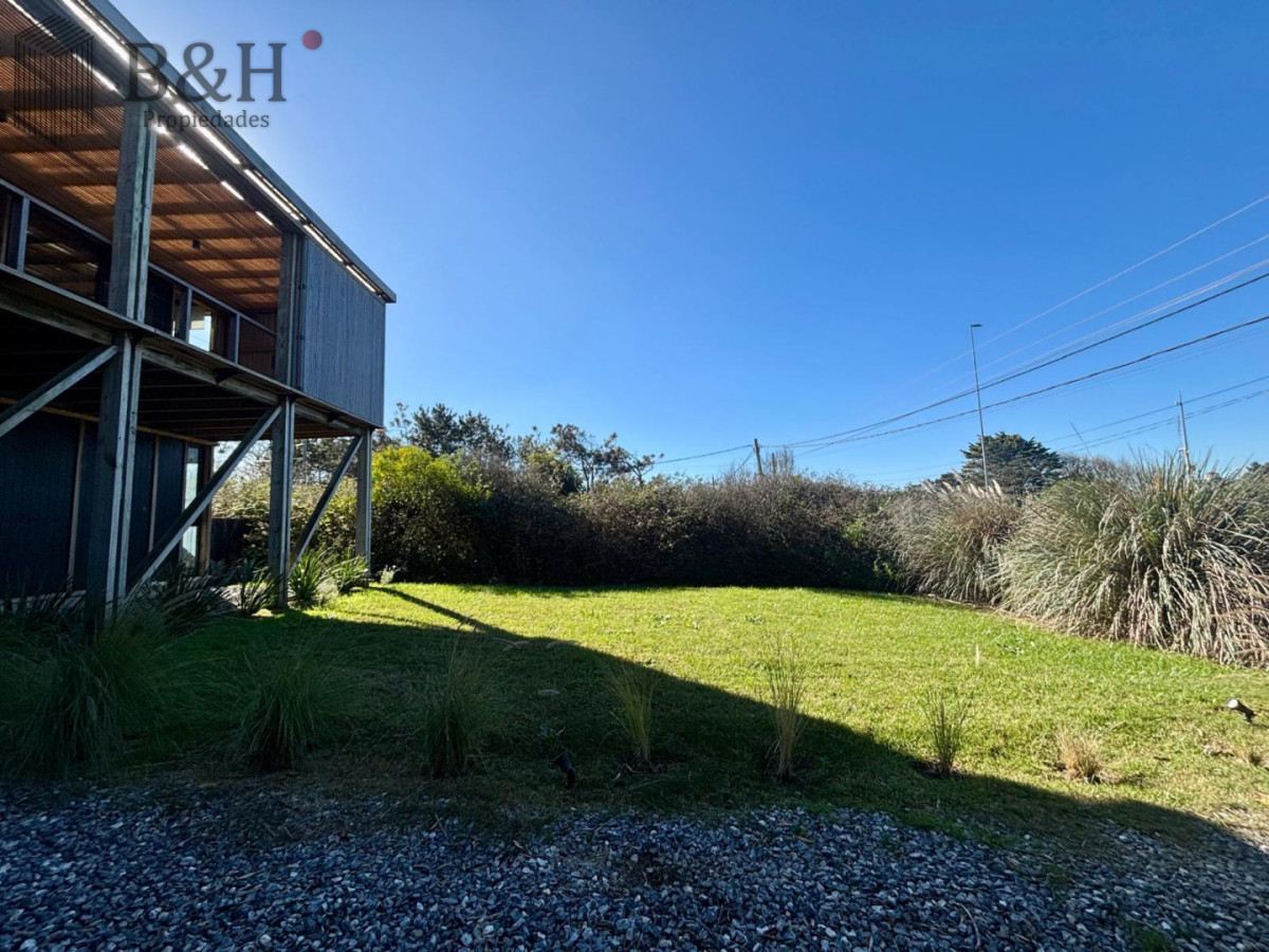 Casa ID.7600 - Venta Casa de 3 dormitorios en Manantiales