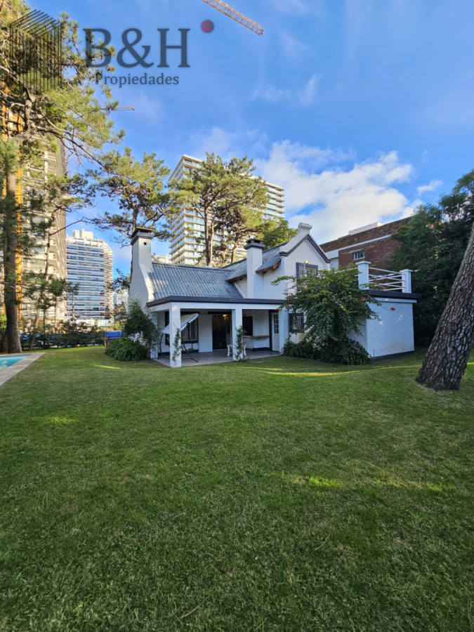 Casa ID.7453 - Venta casa de 3 dormitorios en Aidy Grill Punta Del Este