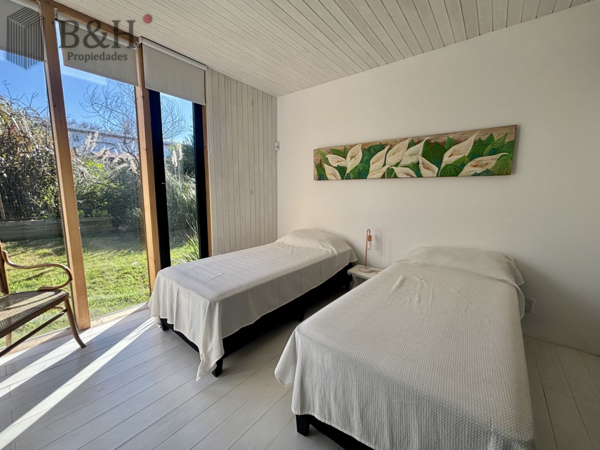 Casa ID.7600 - Venta Casa de 3 dormitorios en Manantiales