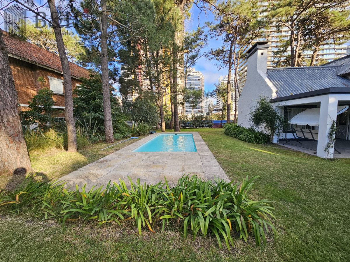Casa ID.7453 - Venta casa de 3 dormitorios en Aidy Grill Punta Del Este