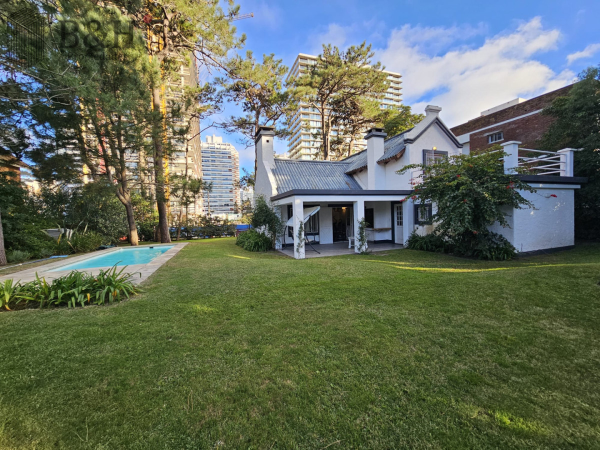 Casa ID.7453 - Venta casa de 3 dormitorios en Aidy Grill Punta Del Este