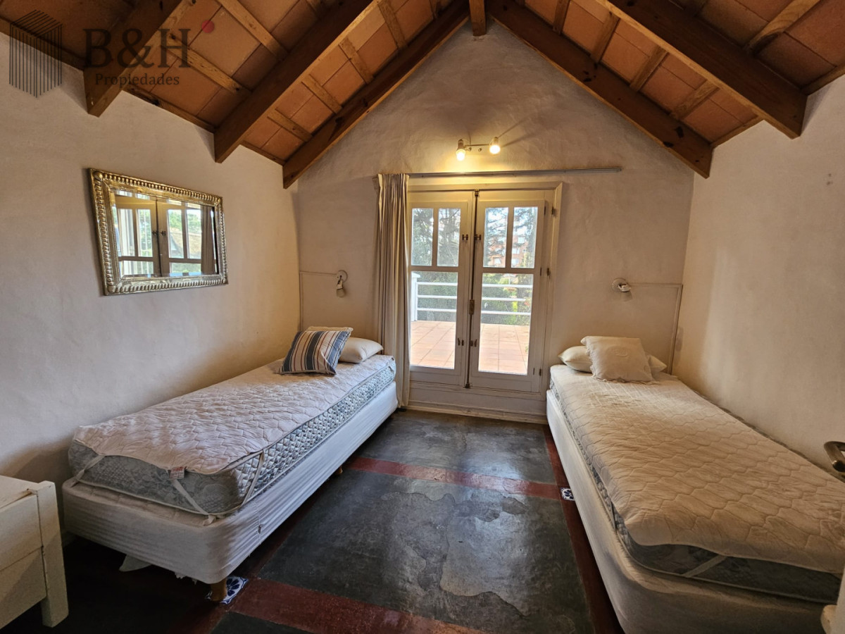 Casa ID.7453 - Venta casa de 3 dormitorios en Aidy Grill Punta Del Este