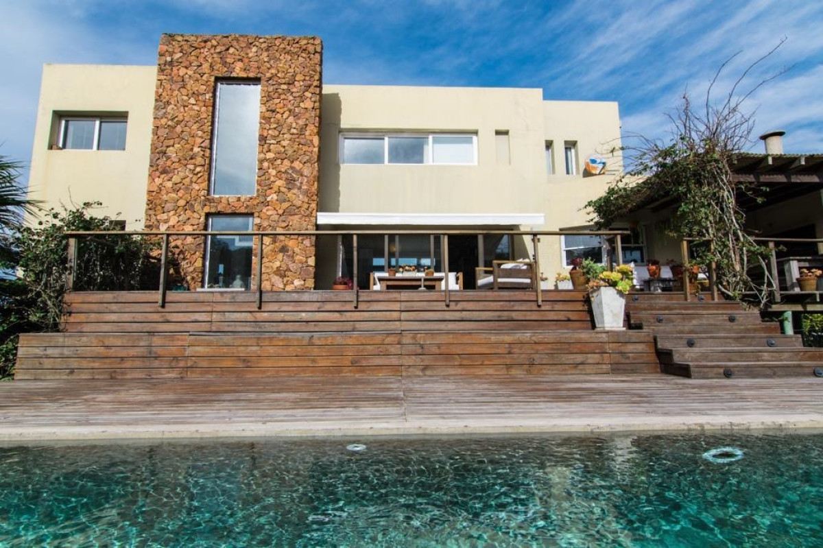 Espectacular Casa frente al mar en Santa Monica! En venta y alquiler temporal. 