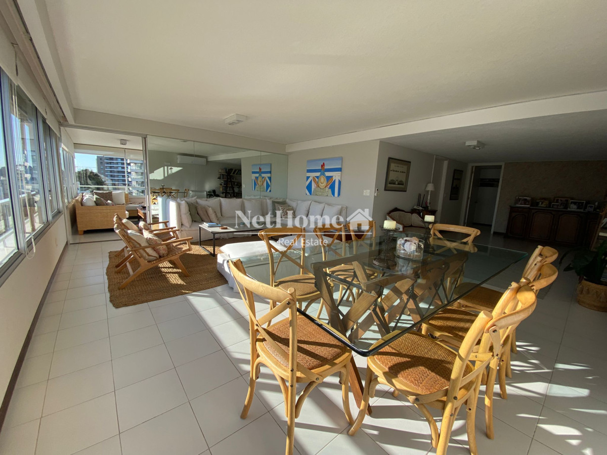 Apartamento ID.170 - Playa Brava APartamento 3 Dormitorios con vista al Mar