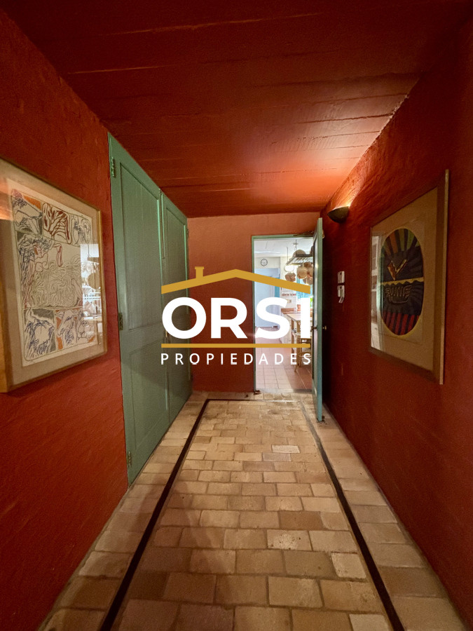 Casa ID.343 - Casa en venta de 5 dormitorios en el Golf