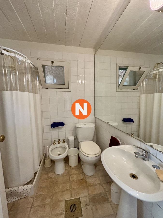 Casa Ref.223981 - Casa en venta de 5 dormitorios en el Golf