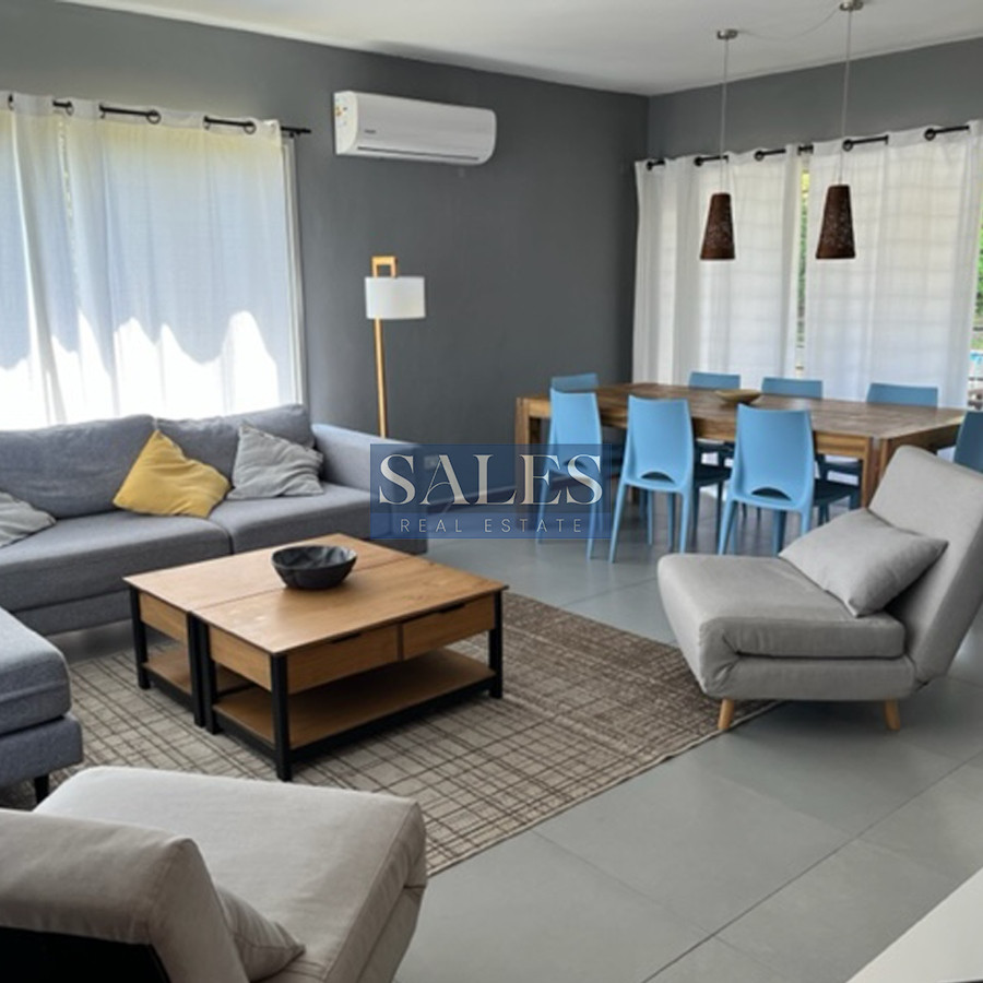 Casa ID.1414 - Casa en venta, de 5 dormitorios en Rincón del Indio, Punta del Este.