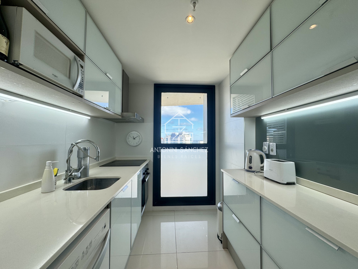 Apartamento ID.2471 - Apartamento en venta de 3 suites, en Aidy Grill, edificio Art Tower