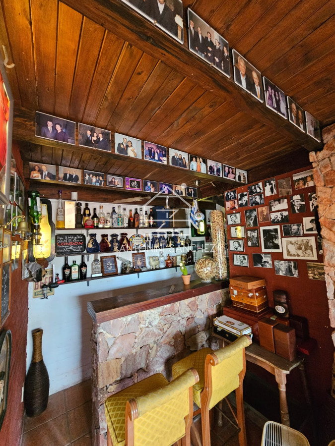 Casa ID.2784 - Alquiler temporada casa de 5 dormitorios en playa Mansa.