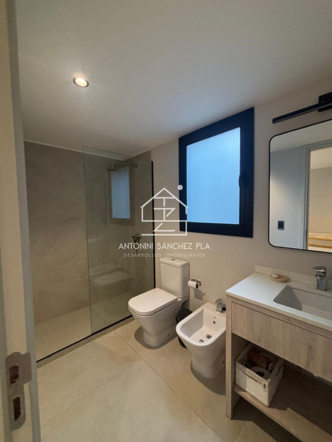 Casa ID.4651 - Venta casa de 4 dormitorios en Rincón del Indio, Barrio Privado Noreste Residences