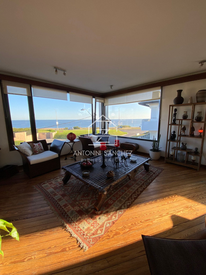 Casa ID.2784 - Alquiler temporada casa de 5 dormitorios en playa Mansa.