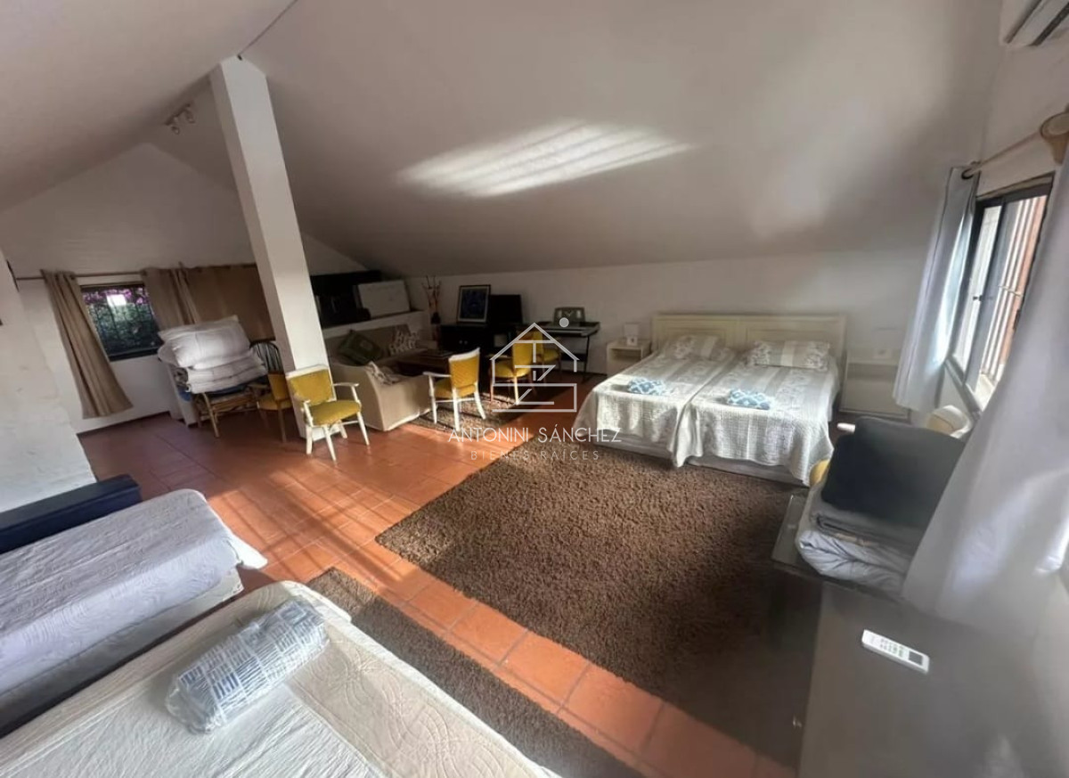 Casa ID.2784 - Alquiler temporada casa de 5 dormitorios en playa Mansa.