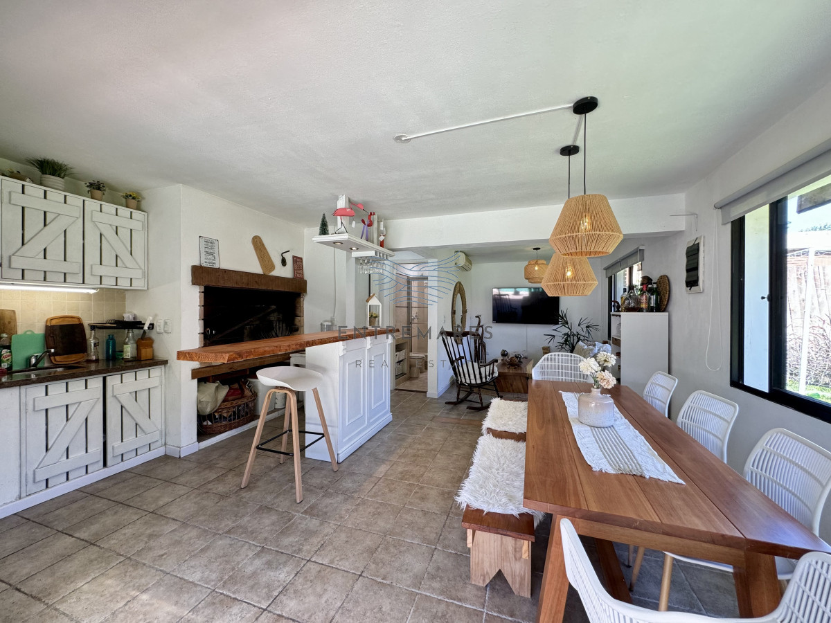 Casa ID.107 - Casa en venta, de 3 dormitorios, en zona Cantegril 