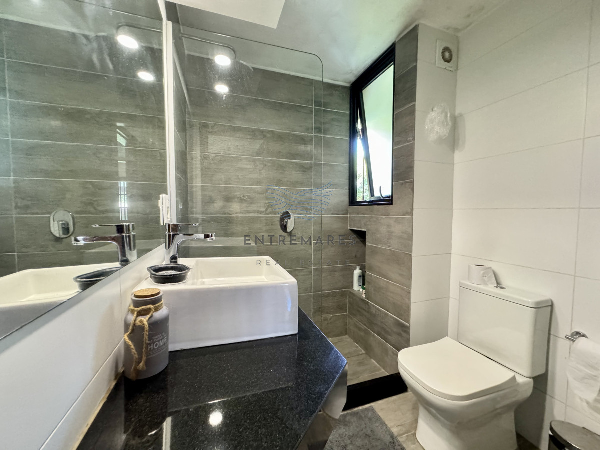 Casa ID.107 - Casa en venta, de 3 dormitorios, en zona Cantegril 
