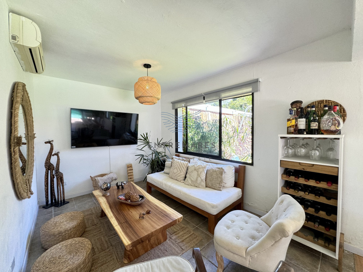 Casa ID.107 - Casa en venta, de 3 dormitorios, en zona Cantegril 