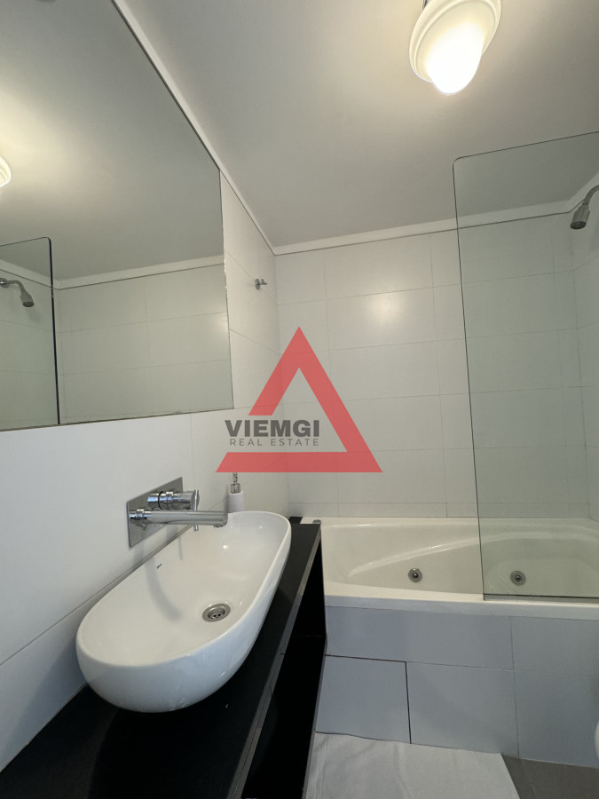 Apartamento ID.170 - Apartamento en venta de 2 dormitorios en playa Brava, complejo Silente.