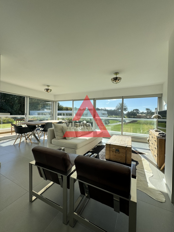 Apartamento ID.170 - Apartamento en venta de 2 dormitorios en playa Brava, complejo Silente.