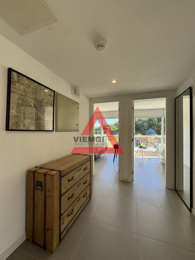 Apartamento ID.170 - Apartamento en venta de 2 dormitorios en playa Brava, complejo Silente.