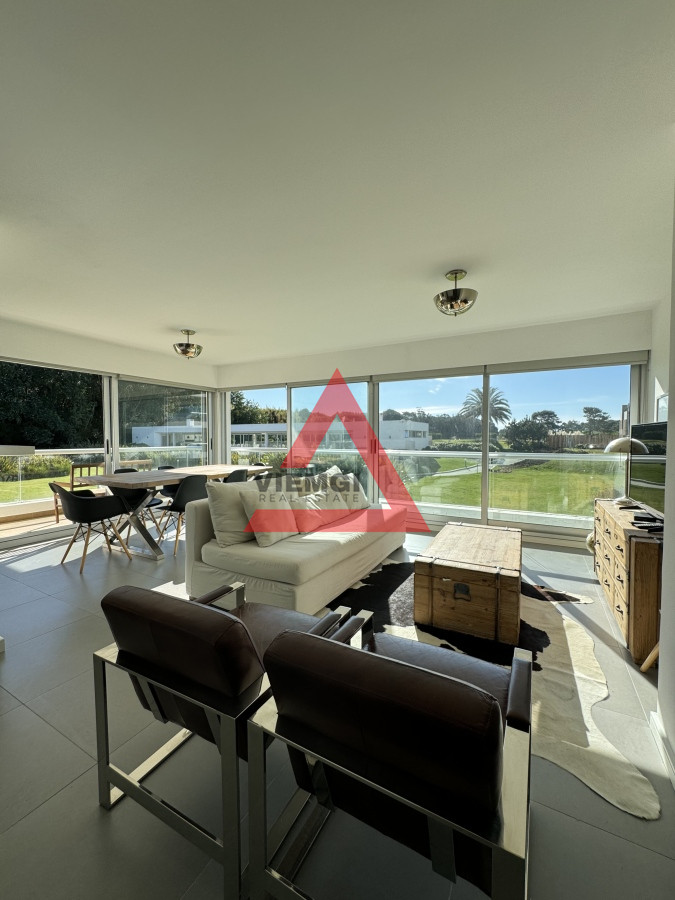 Apartamento ID.170 - Apartamento en venta de 2 dormitorios en playa Brava, complejo Silente.