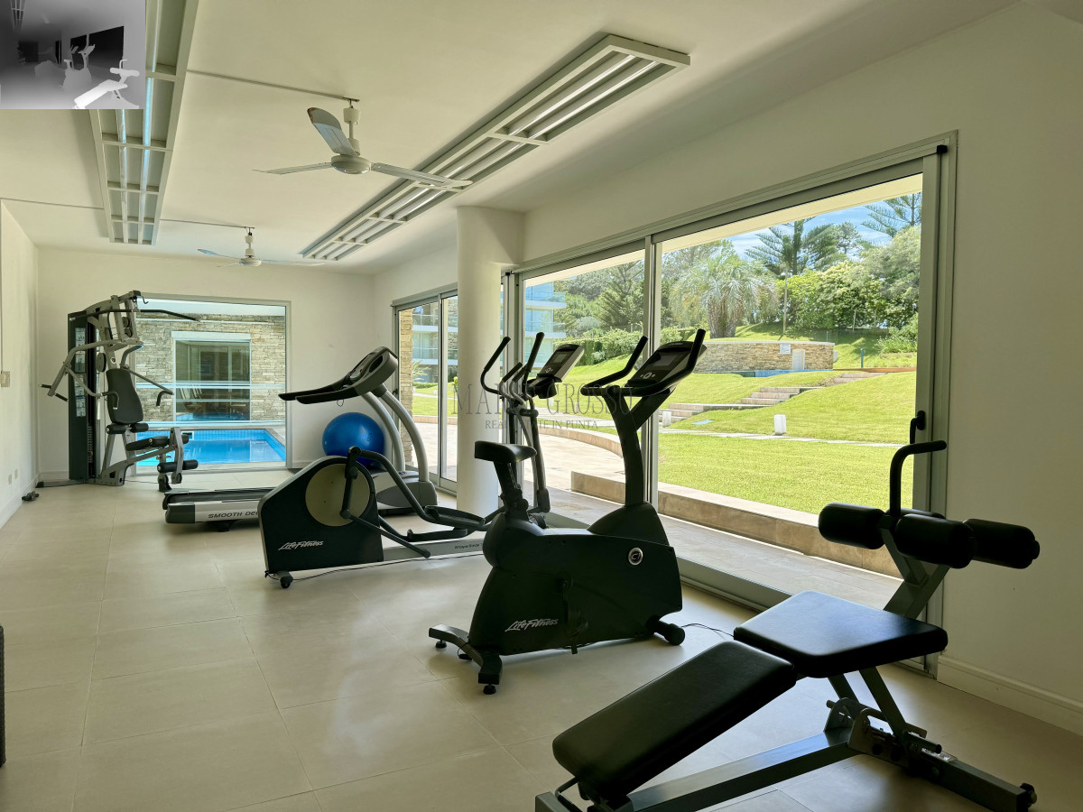 Apartamento ID.133 - Venta apartamento de 3 dormitorios en Playa Brava 