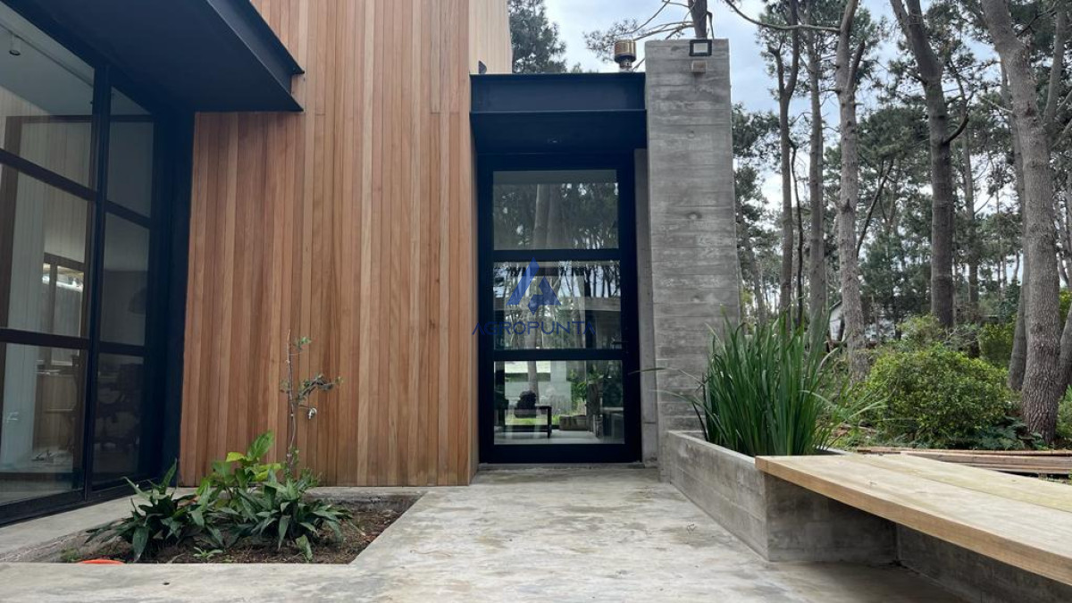 Montoya - GoPunta - Portal Inmobiliario de Punta del Este - Maldonado