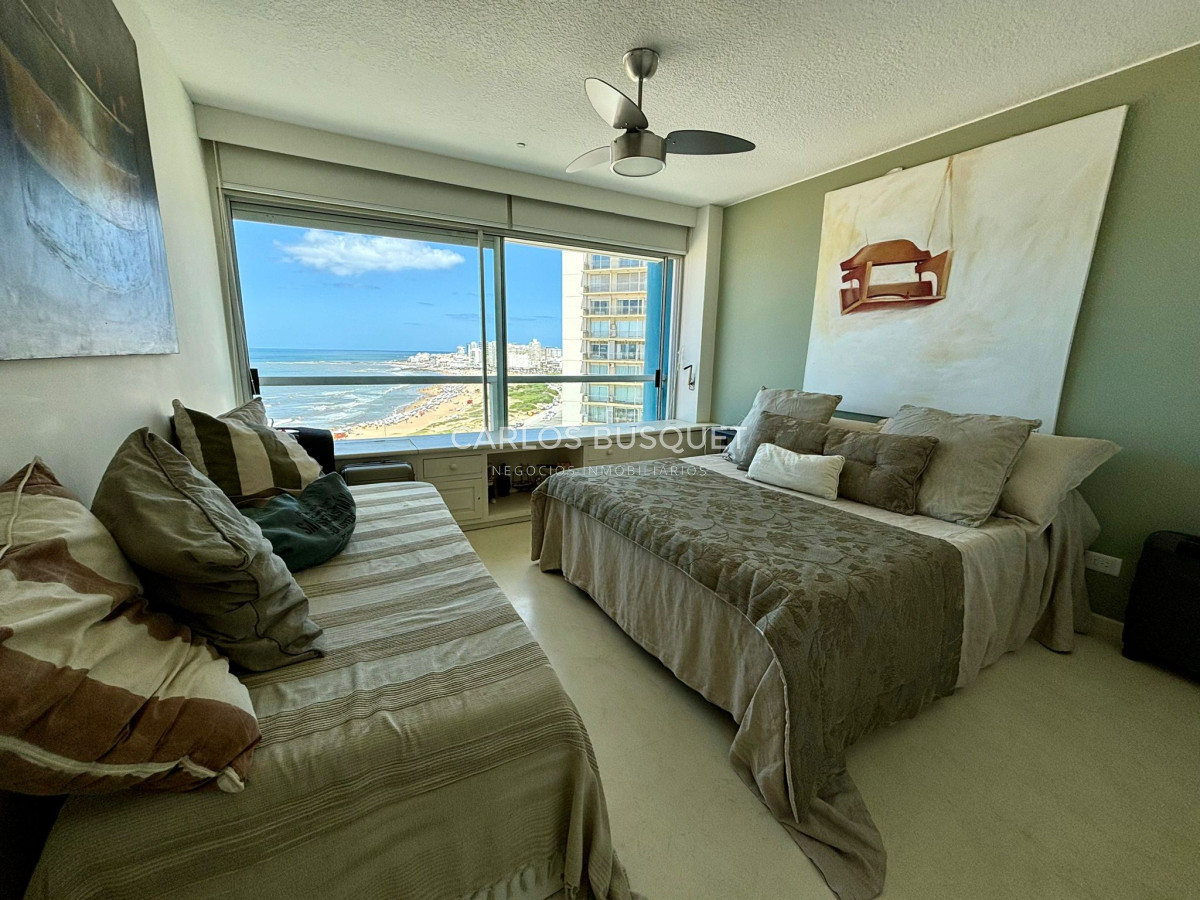 Apartamento ID.479 - Apartamento en venta de 3 dormitorios en la brava, primera fila! 