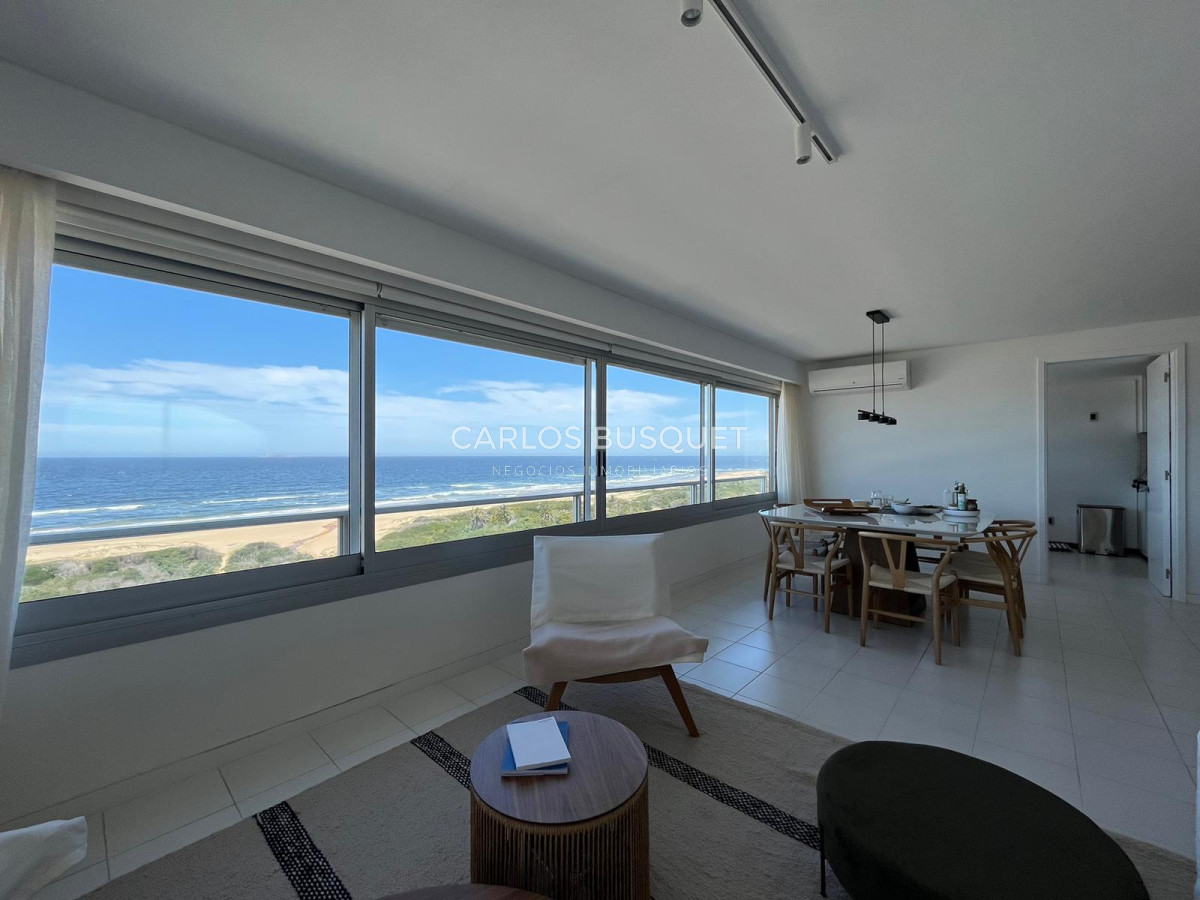 Apartamento ID.398 - Apartamento en alquiler, de 3 dormitorios, zona brava, frente al mar! 