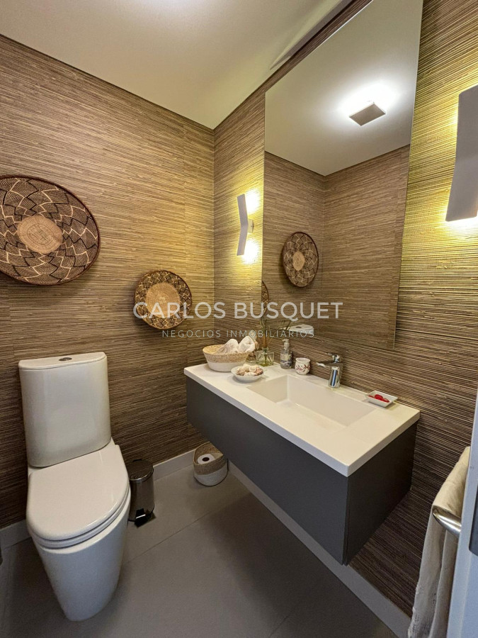 Apartamento ID.436 - Apartamento en alquiler temporal de 3 dormitorios, en playa brava, primera fila