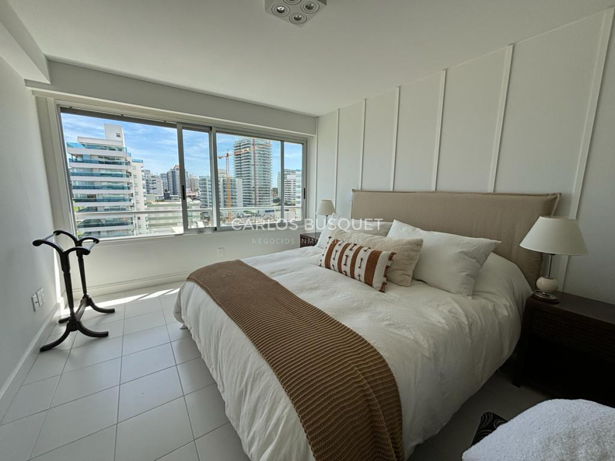 Apartamento ID.445 - Apartamento en alquiler temporal, de 3 dormitorios. en zona brava!