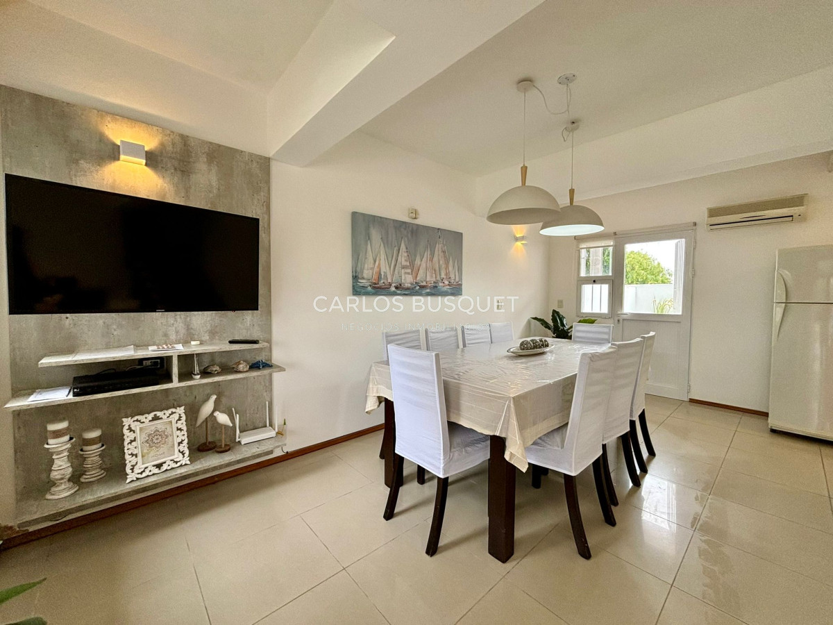 Apartamento ID.448 - Apartamento en alquiler temporal, de 3 dormitorios, en Manantiales 
