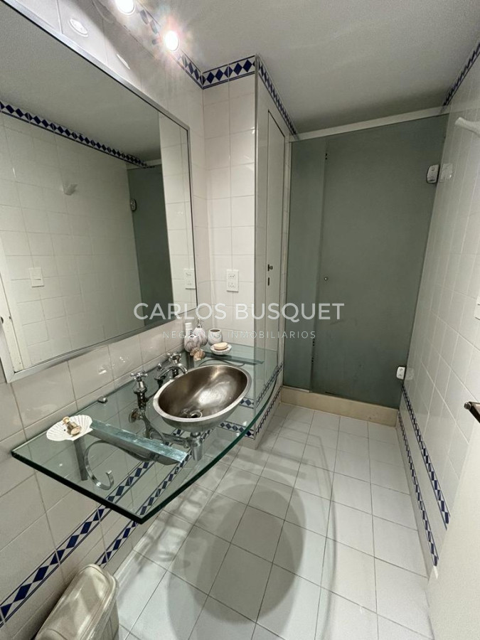 Apartamento ID.445 - Apartamento en alquiler temporal, de 3 dormitorios. en zona brava!