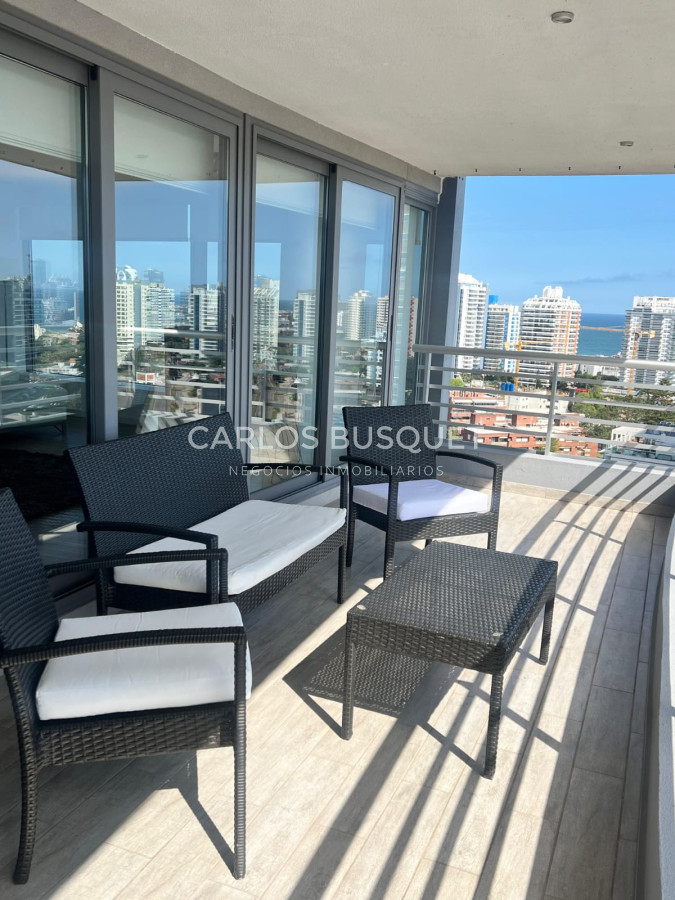 Apartamento 3 dormitorios en alquiler temporal playa mansa Alexander Boulevard - CBI1345A