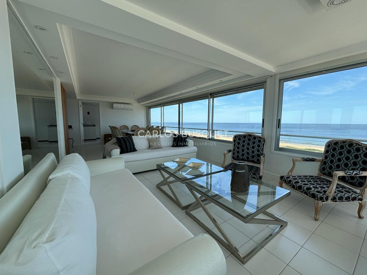 Apartamento ID.445 - Apartamento en alquiler temporal, de 3 dormitorios. en zona brava!