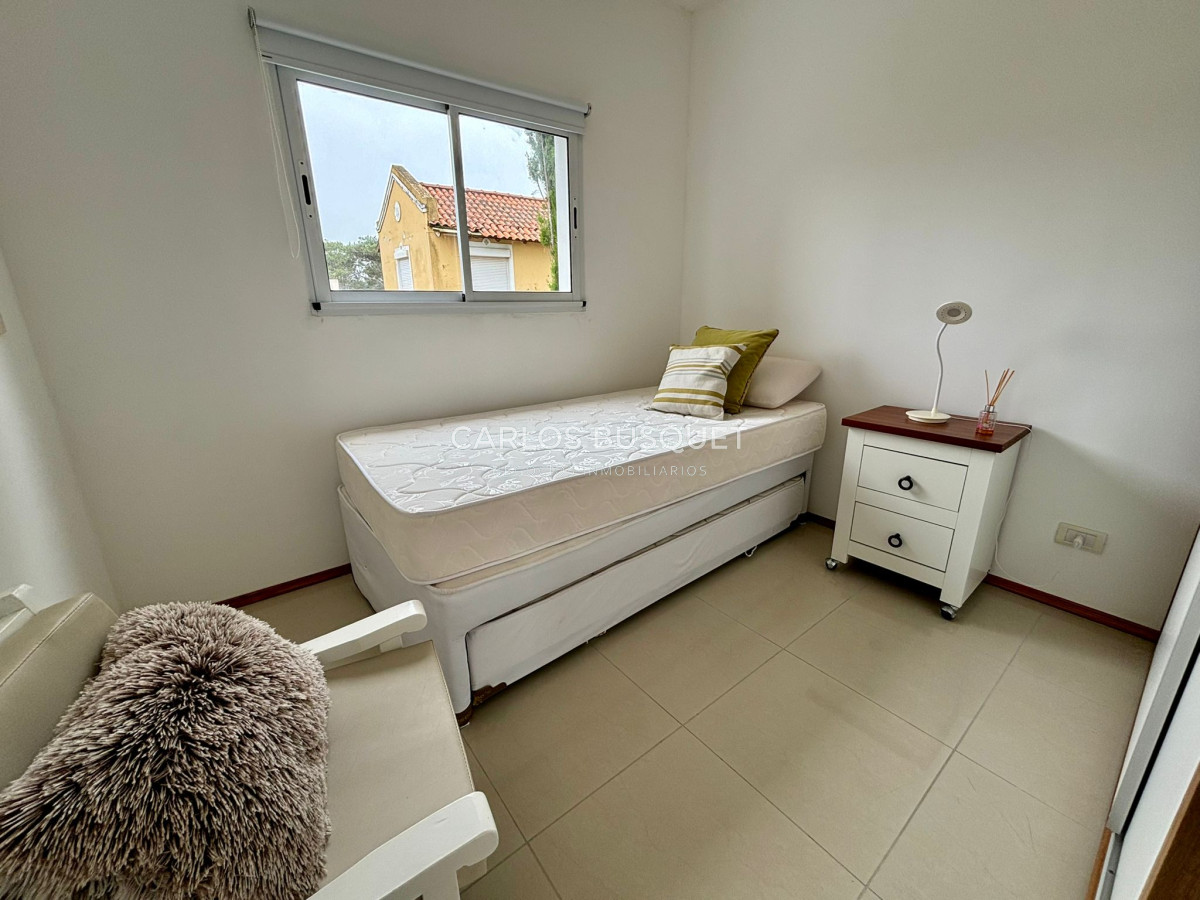 Apartamento ID.448 - Apartamento en alquiler temporal, de 3 dormitorios, en Manantiales 