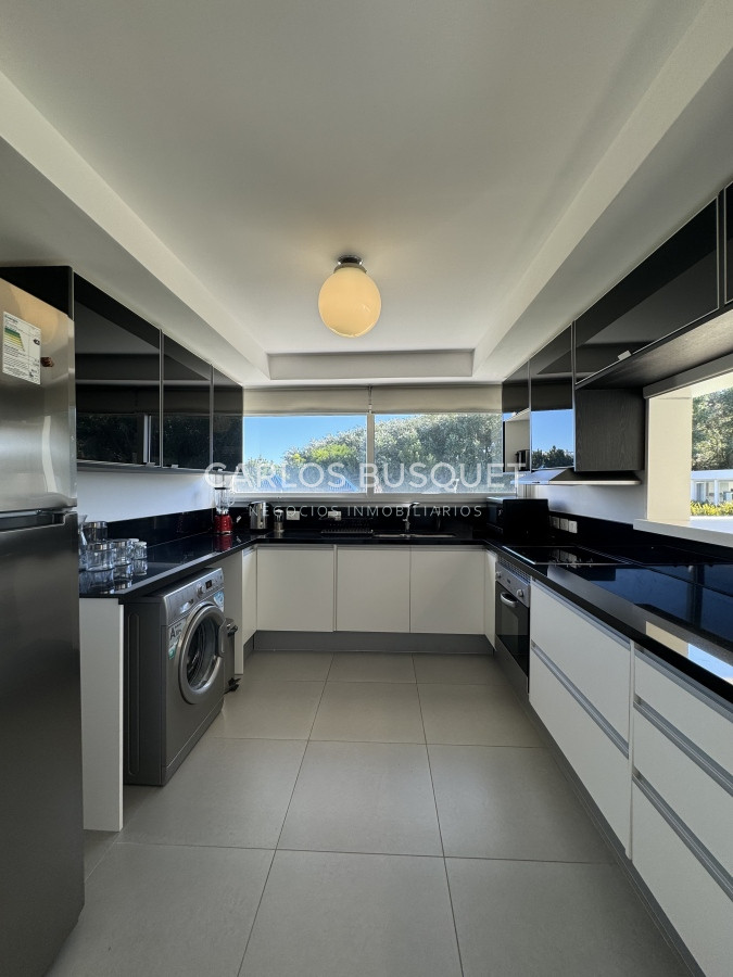 Apartamento ID.733 - Departamento en venta y alquiler temporal playa Brava