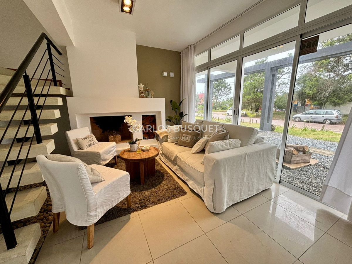 Apartamento ID.448 - Apartamento en alquiler temporal, de 3 dormitorios, en Manantiales 