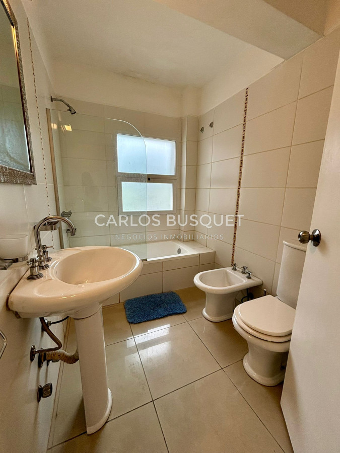 Apartamento ID.448 - Apartamento en alquiler temporal, de 3 dormitorios, en Manantiales 