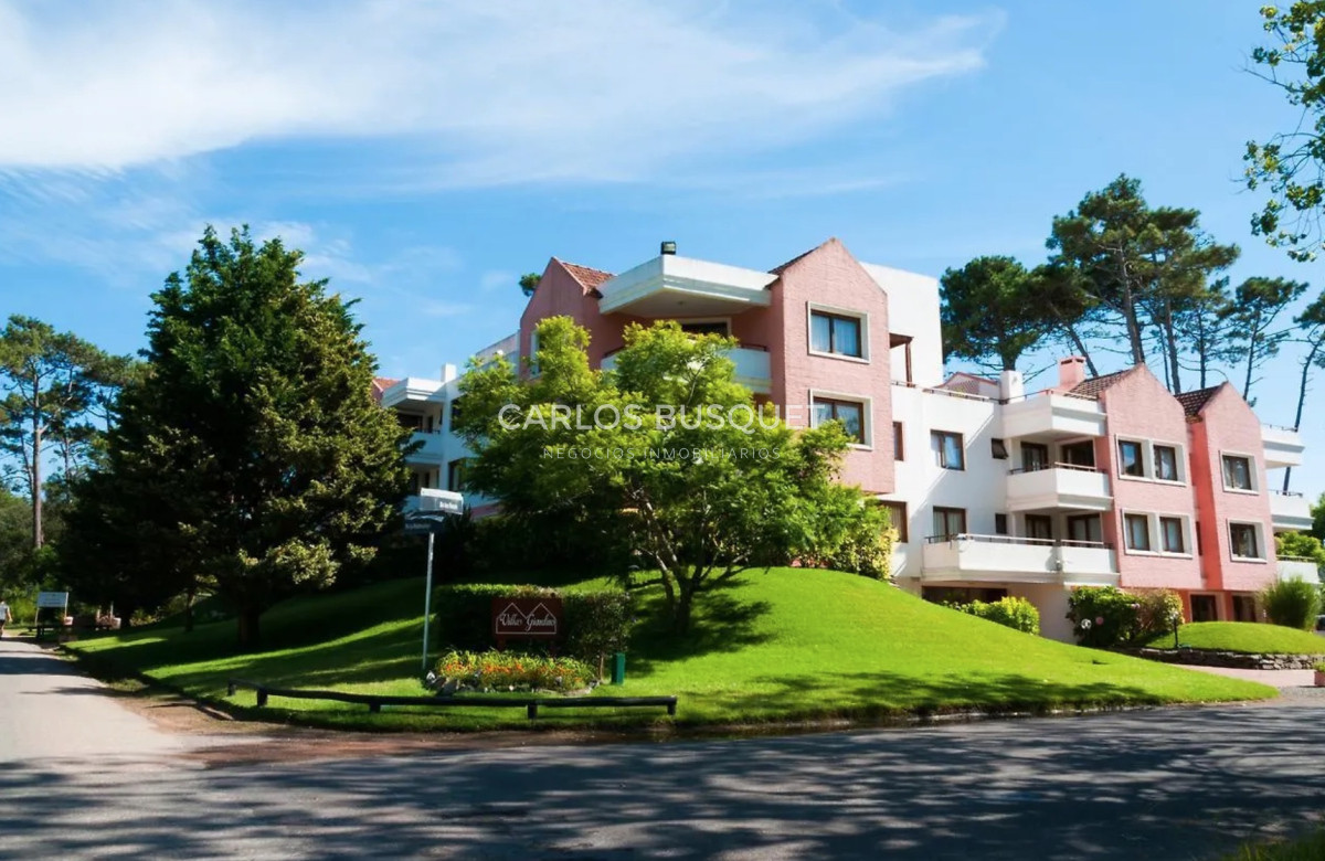 Apartamento en alquiler temporal de 3 dormitorios, en Rincón del Indio - CBI1199A