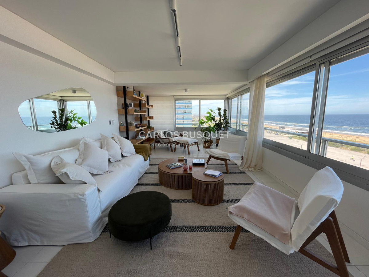 Apartamento ID.398 - Apartamento en alquiler, de 3 dormitorios, zona brava, frente al mar! 